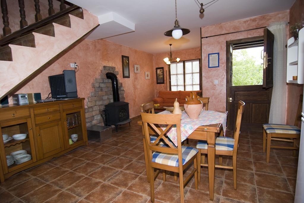 Casa Les Pedroses Apartment Campiellos Room photo